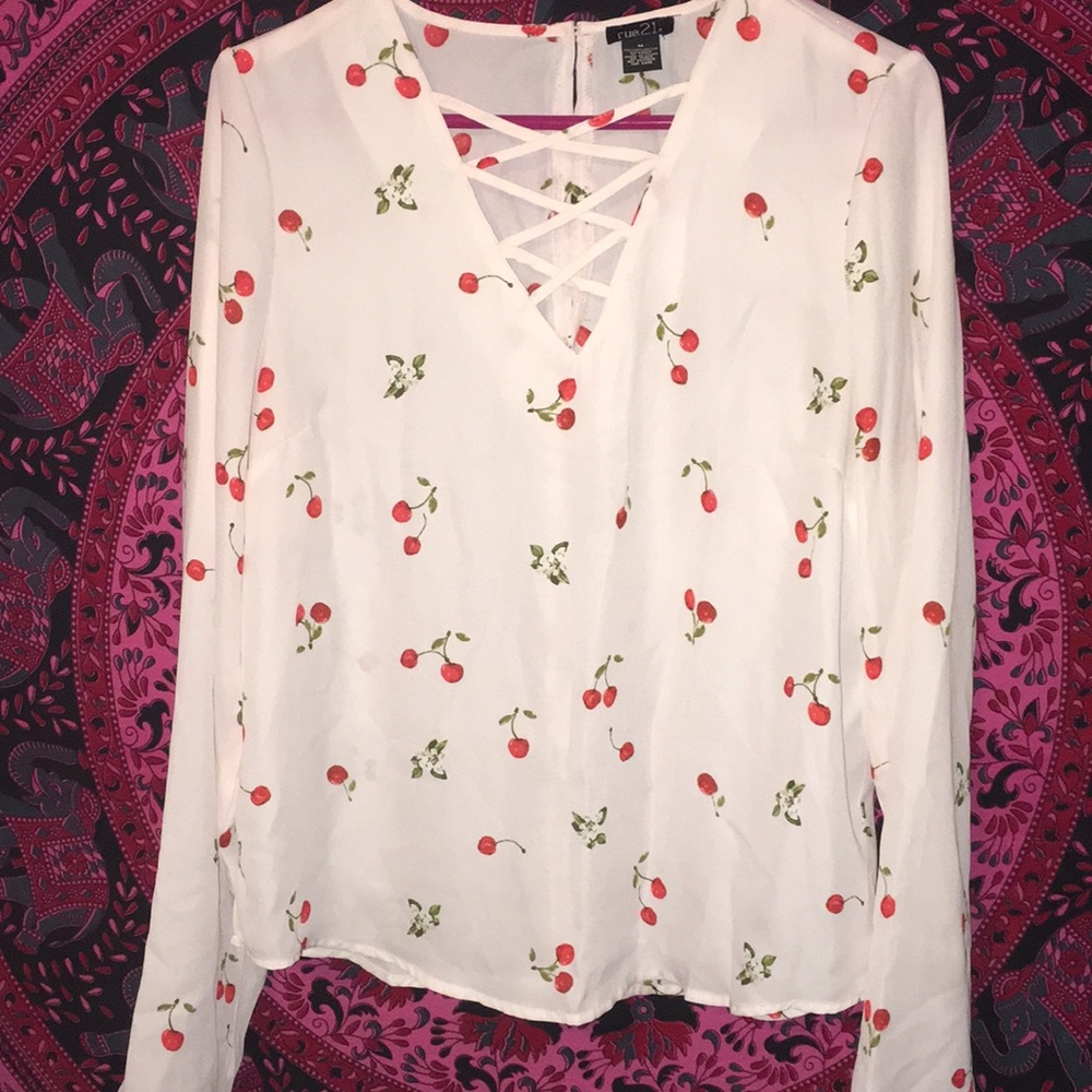 Rue 21 long sleeve chambray feeling shirt